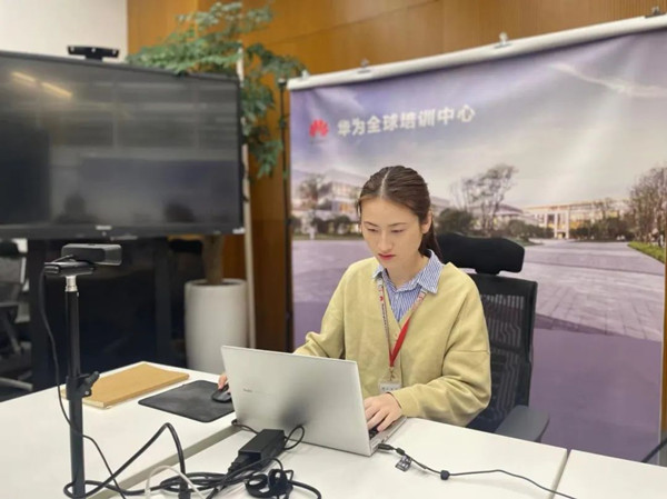 凤凰联盟刘丽辰